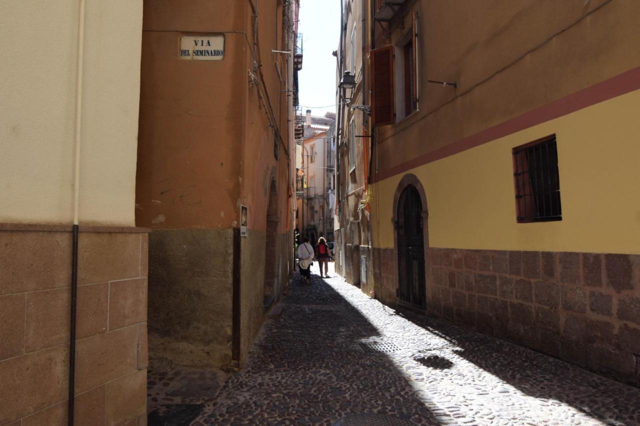 Casa Vacanze Su Sorighe. Bosa Exterior foto