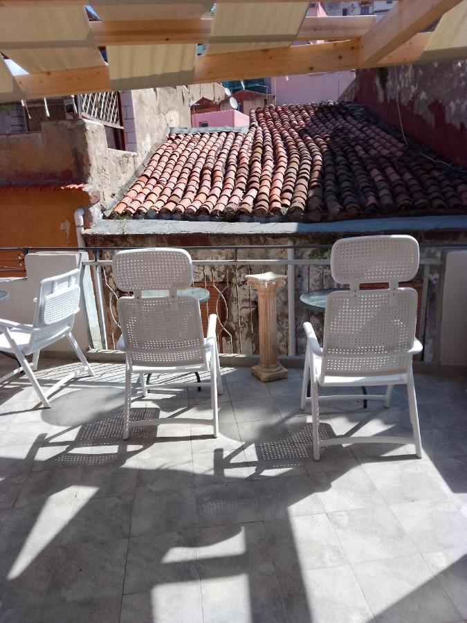 Casa Vacanze Su Sorighe. Bosa Exterior foto